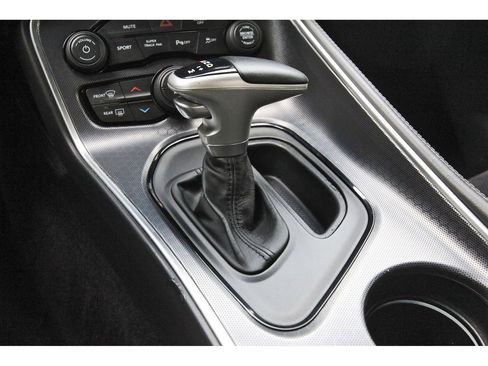 Used 2017 Dodge Challenger R/T Scat Pack w/ Dynamics Package RWD image 26