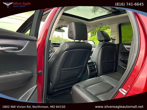 Used 2017 Cadillac XT5 Premium Luxury w/ LPO, Wheel Lock Package image 12