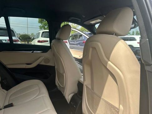 Used 2017 BMW X1 xDrive28i AWD/4WD image 27