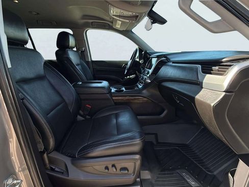 Used 2019 Chevrolet Tahoe LS AWD/4WD image 23