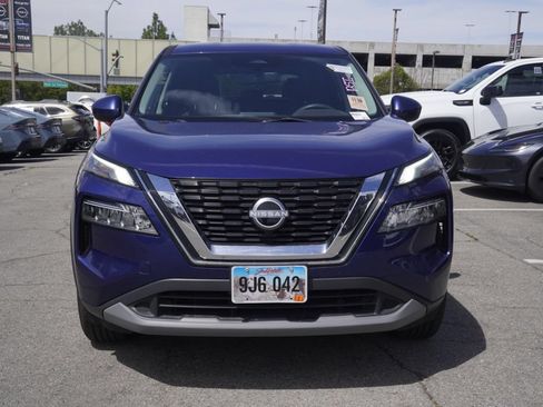 Certified 2023 Nissan Rogue SV AWD/4WD image 6