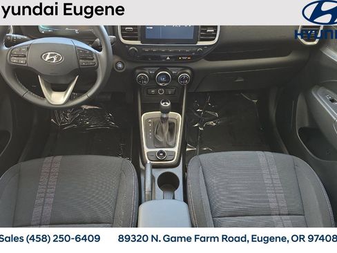 New 2025 Hyundai Venue SEL FWD image 15