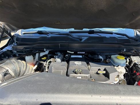 Used 2019 RAM 2500 Limited AWD/4WD image 35