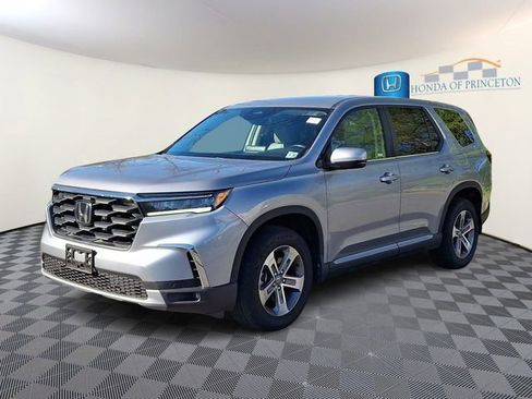 Certified 2024 Honda Pilot EX-L image 3