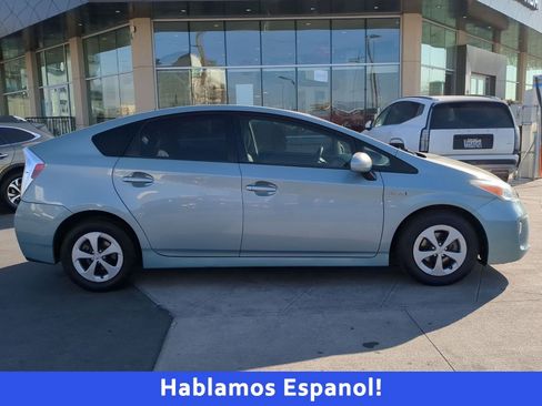 Used 2013 Toyota Prius One image 2