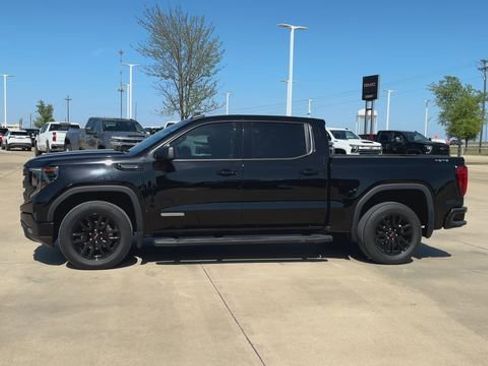 Used 2023 GMC Sierra 1500 Elevation w/ LPO, Elevation Black Package image 4