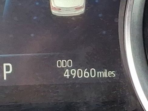 Used 2024 Toyota Camry XLE w/ Navigation Package image 20