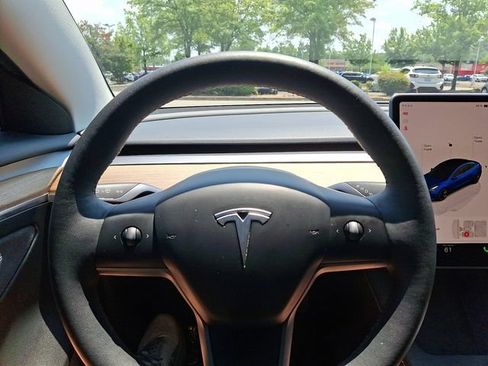 Used 2023 Tesla Model 3 Standard Range RWD image 22