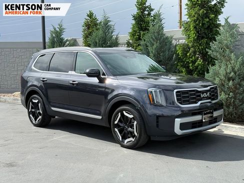 Used 2025 Kia Telluride S AWD/4WD image 10