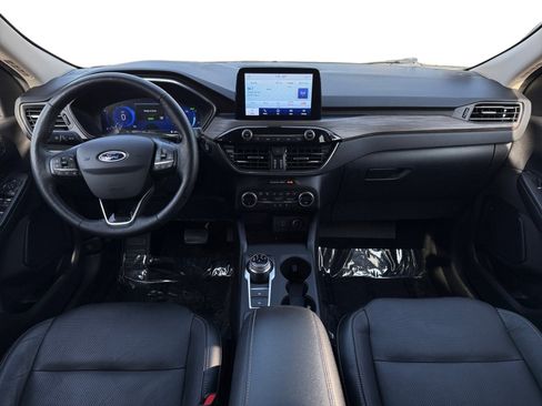 Used 2020 Ford Escape Titanium image 10