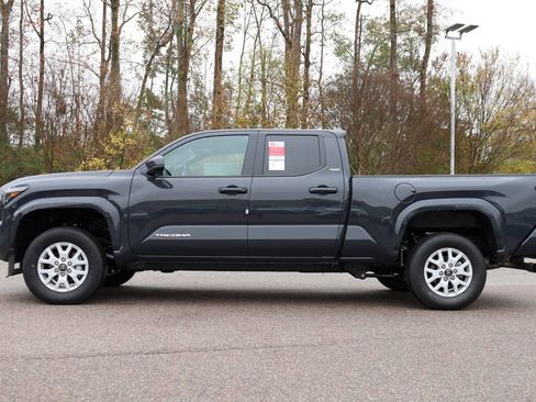 New 2025 Toyota Tacoma SR5 image 4