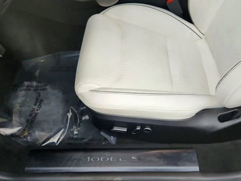 Used 2022 Tesla Model S Plaid AWD/4WD image 33