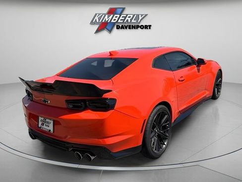 Used 2019 Chevrolet Camaro ZL1 RWD image 5