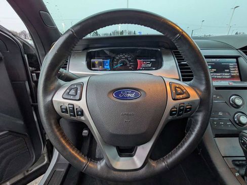 Used 2013 Ford Taurus SEL image 23
