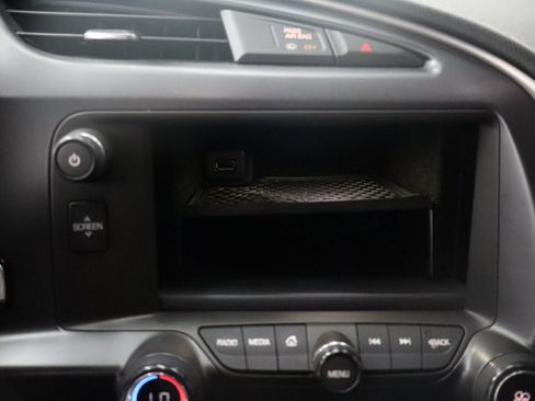 Used 2017 Chevrolet Corvette Stingray Coupe image 25