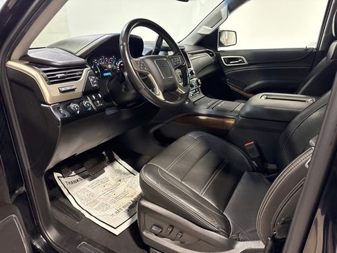 Used 2019 GMC Yukon Denali image 39