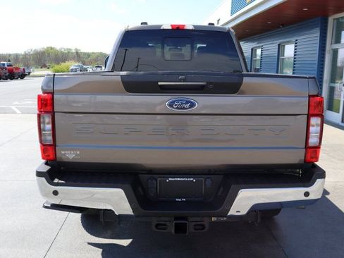 Used 2022 Ford F350 Lariat w/ Lariat Ultimate Package AWD/4WD image 6