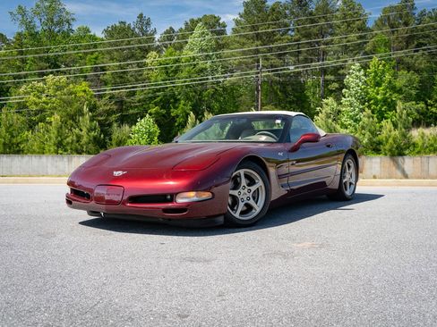 Used 2003 Chevrolet Corvette Convertible w/ Preferred Equipment Group1 RWD image 1