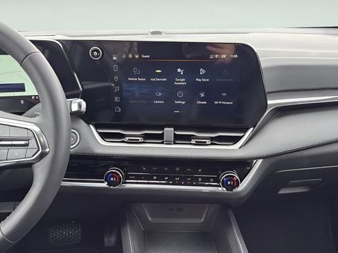 New 2026 Chevrolet Equinox LT w/ Convenience Package II FWD image 17