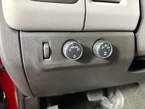 Used 2016 Chevrolet Colorado LT AWD/4WD image 13