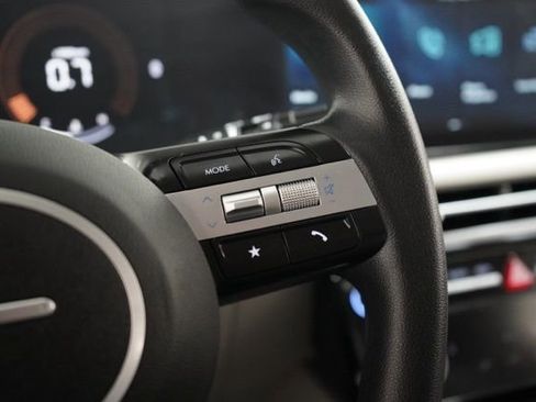 Used 2025 Hyundai Tucson SEL image 22