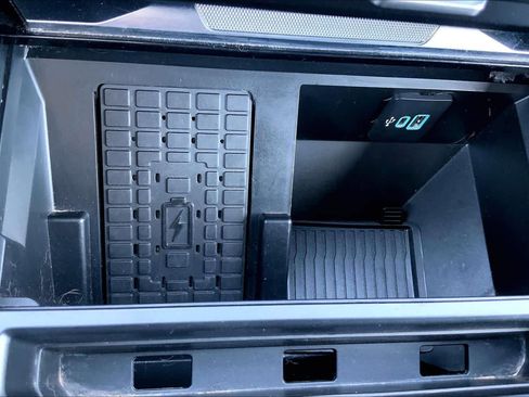 Used 2024 Ford F250 Platinum w/ FX4 Off-Road Package image 34