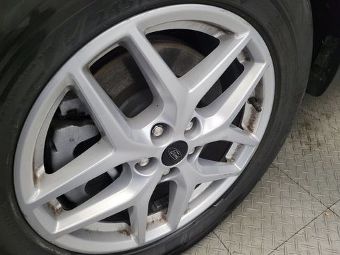 Used 2024 Ford Edge SEL image 31