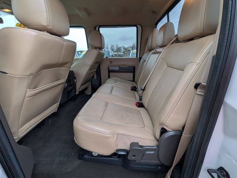 Used 2014 Ford F250 Lariat w/ Snow Plow Prep Package image 23