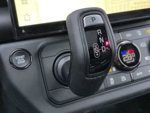 New 2026 Land Rover Defender 110 OCTA AWD/4WD image 26