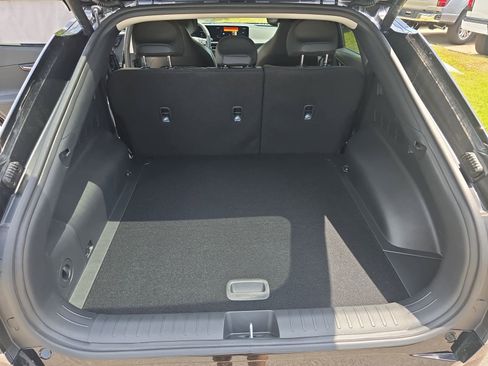 New 2025 Kia EV6 Wind image 12