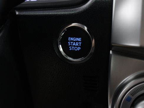 Used 2024 Toyota 4Runner Limited RWD image 18