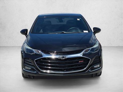 Used 2019 Chevrolet Cruze LT w/ RS Package FWD image 2
