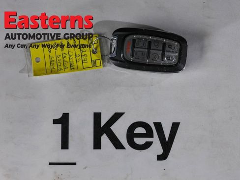 Used 2023 Chrysler Pacifica Touring-L FWD image 27
