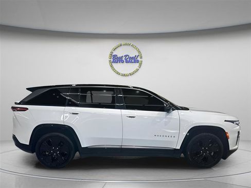 Used 2025 Jeep Wagoneer S Launch Edition AWD/4WD image 7