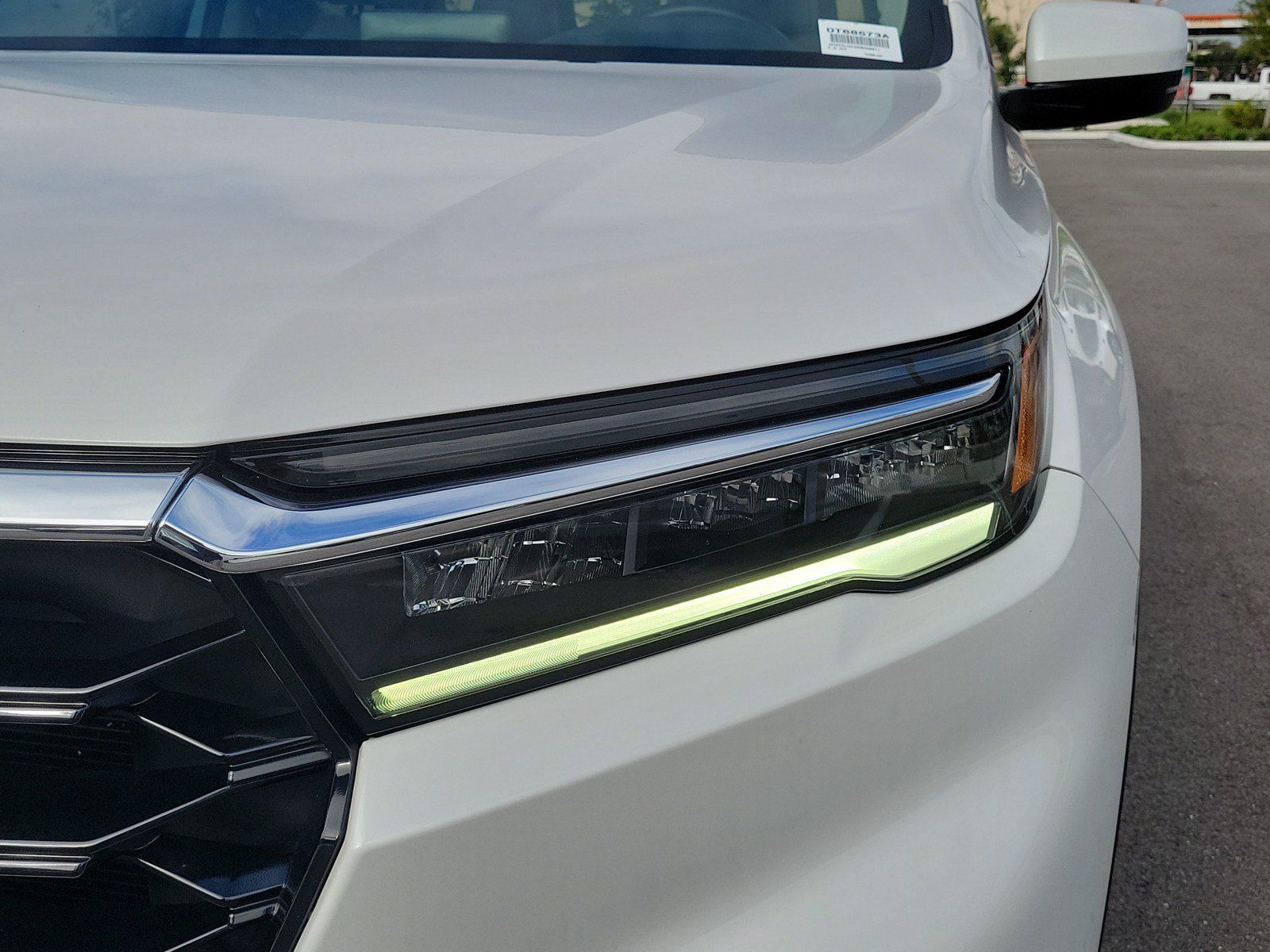 Used 2024 Honda Pilot Touring image 10