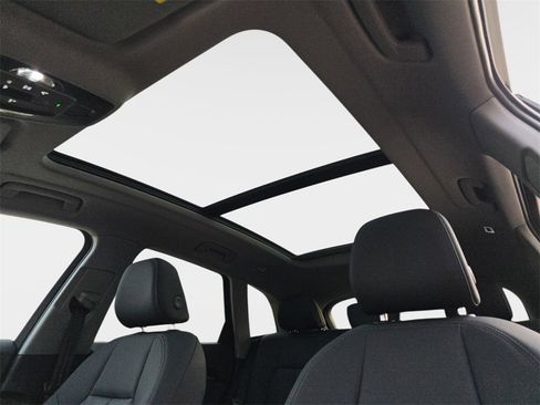 New 2025 Audi Q5 Premium image 30