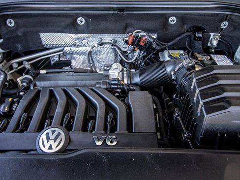 Used 2018 Volkswagen Atlas SE image 23