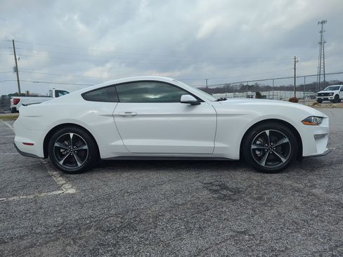Certified 2020 Ford Mustang Coupe image 2