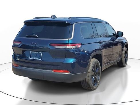 New 2026 Jeep Grand Cherokee L Limited w/ Limited Altitude Package AWD/4WD image 4