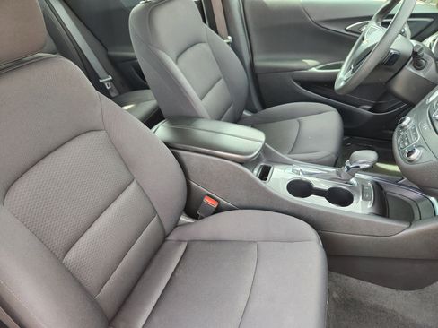 Used 2024 Chevrolet Malibu LT image 11