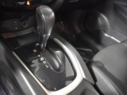 Used 2016 Nissan Rogue SL AWD/4WD image 26