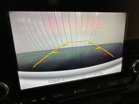 Used 2023 Nissan Pathfinder SV image 14