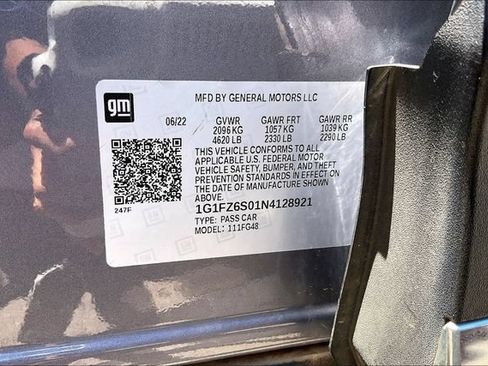 Used 2022 Chevrolet Bolt EUV Premier FWD image 30