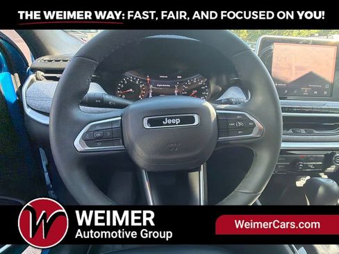 Used 2025 Jeep Compass Latitude AWD/4WD image 26