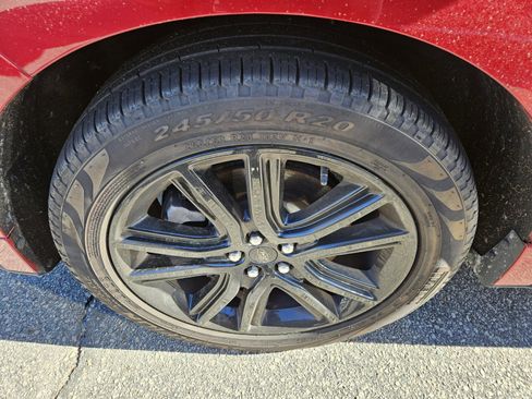 Used 2024 Ford Edge ST-Line image 11