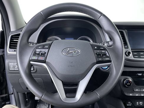 Used 2016 Hyundai Tucson Limited w/ Option Group 03 AWD/4WD image 13