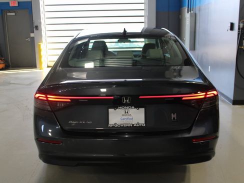 Certified 2024 Honda Accord EX image 36