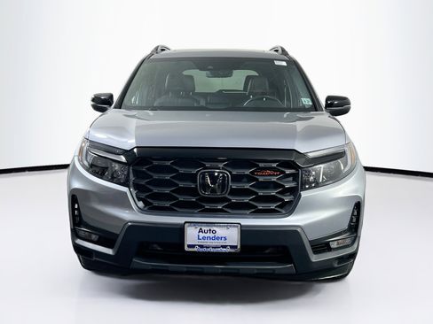 Used 2022 Honda Passport TrailSport image 2