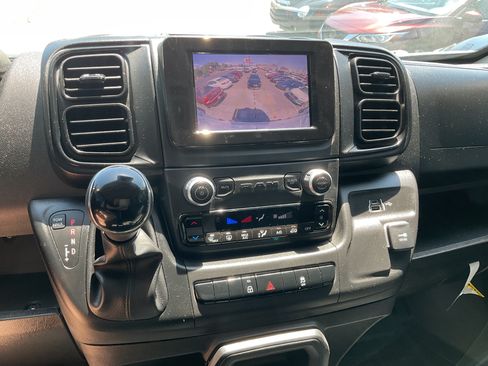 Used 2024 RAM ProMaster 3500 w/ Convenience Group FWD image 10