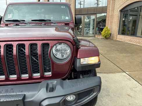 Used 2021 Jeep Gladiator Sport w/ Quick Order Package 24Q 80Th AWD/4WD image 9